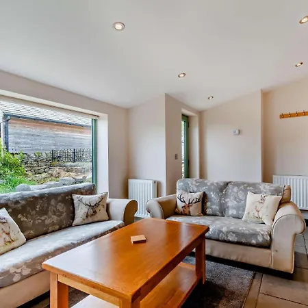2 Bed In Otley Oc-tchh105 Tatil Evi Timble