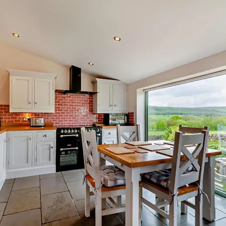 Tatil Evi 2 Bed In Otley Oc-tchh105 Timble