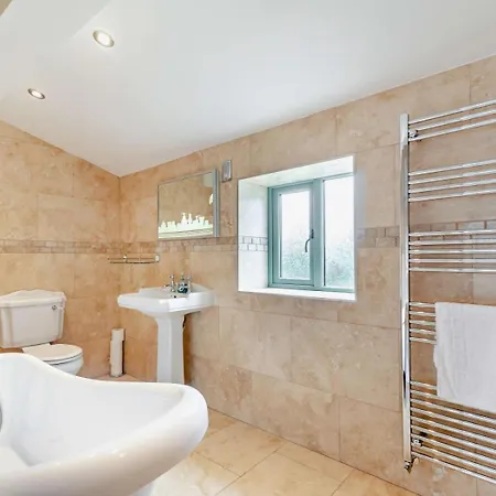 2 Bed In Otley Oc-tchh105 Tatil Evi Timble