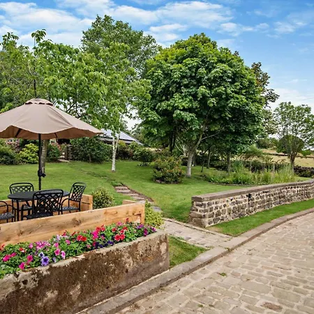 2 Bed In Otley Oc-tchh105